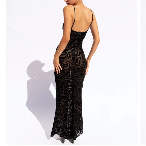 Realisation Par Zebra Print Maxi Dress - Picture 2 of 10